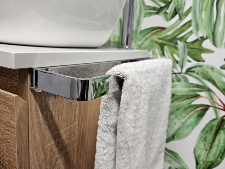 Armera wall-mounted towel rail in chrome
